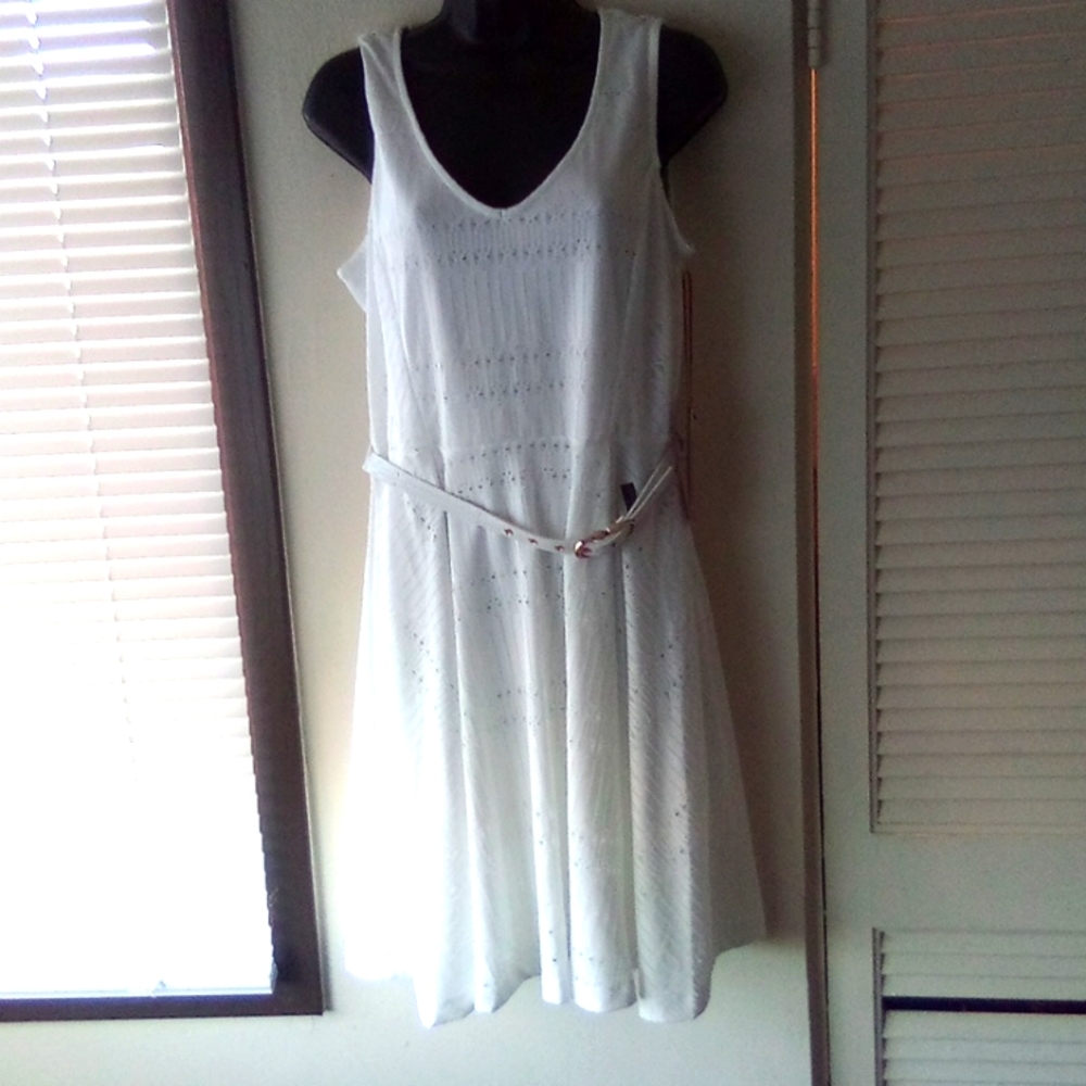 Jennifer Lopez White Pointelle Knit‎ Sleeveless Belted Fit & Flare Dress NWT
